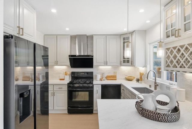 1241 Lynn Way, Sunnyvale, CA 94087