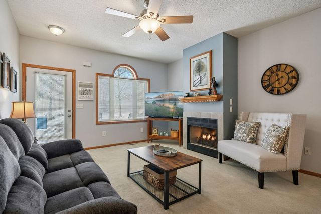 1109 Crystal Court, Chaska, MN 55318