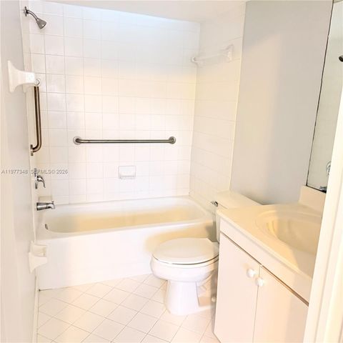 2910 SE 13th Ave 104-50, Homestead, FL 33035