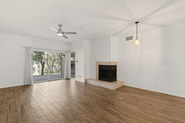 2450 Wickersham LN 1006, Austin, TX 78741