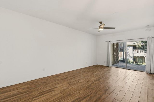 2450 Wickersham LN 1006, Austin, TX 78741