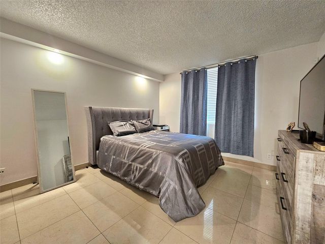 701 Lyons Road 13103, Coconut Creek, FL 33063