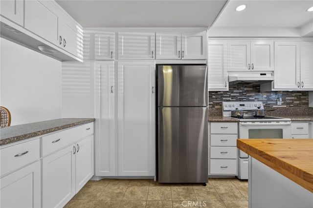 1086 Buckingham, Newport Beach, CA 92660