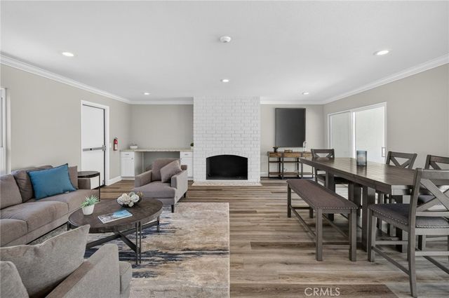 1086 Buckingham, Newport Beach, CA 92660