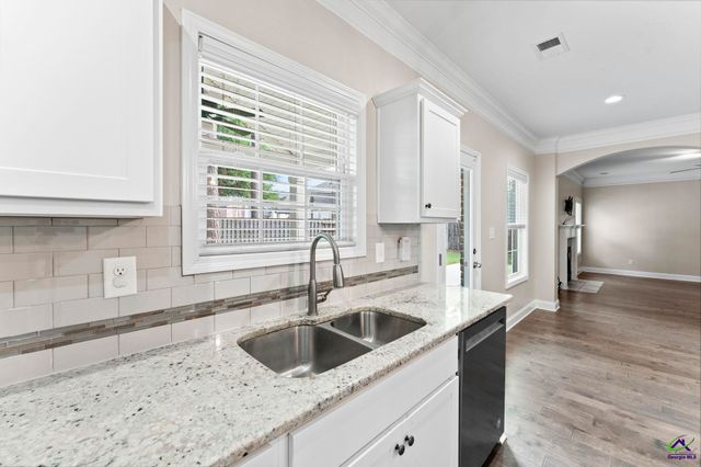 219 Warhawk Drive, Kathleen, GA 31047