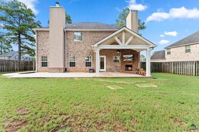 219 Warhawk Drive, Kathleen, GA 31047
