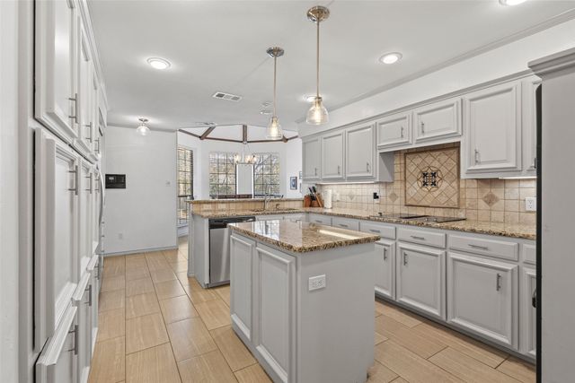 10112 Candlebrook Drive, Dallas, TX 75243