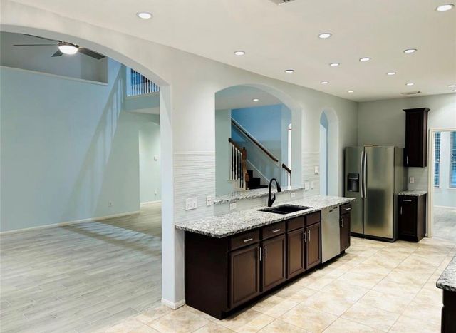 9539 Still Cove Lane, Houston, TX 77089