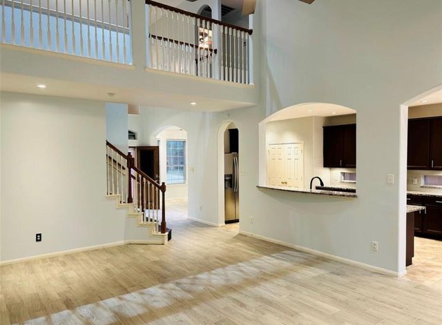 9539 Still Cove Lane, Houston, TX 77089