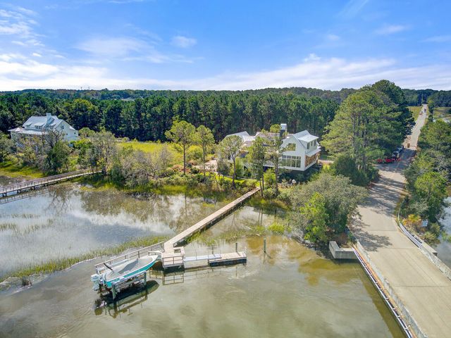 3015 Creek Cottage Lane, Johns Island, SC 29455