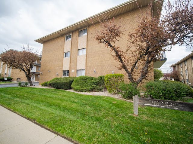 10109 S CICERO Avenue 302, Oak Lawn, IL 60453