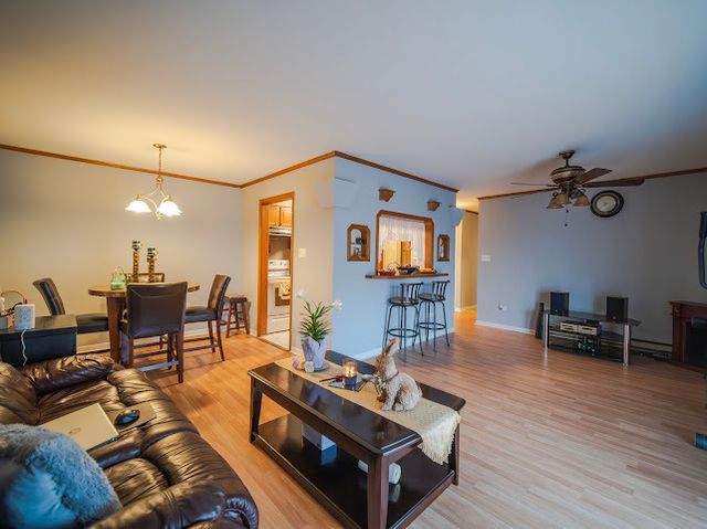 10109 S CICERO Avenue 302, Oak Lawn, IL 60453