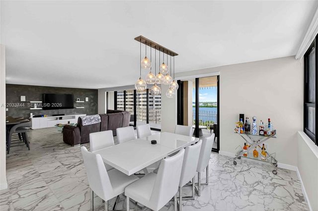 2 Grove Isle Dr B1210, Miami, FL 33133