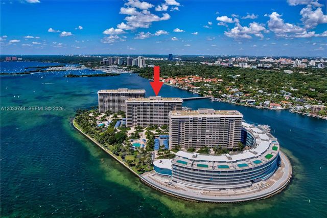 2 Grove Isle Dr B1210, Miami, FL 33133