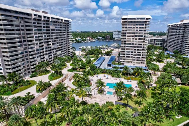 2 Grove Isle Dr B1210, Miami, FL 33133