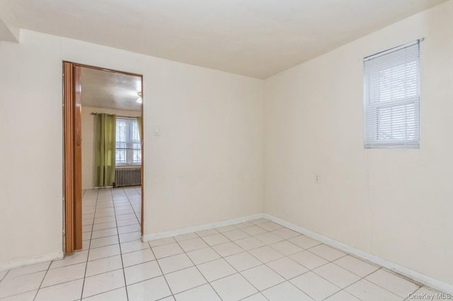 4121 Grace Avenue, Bronx, NY 10466