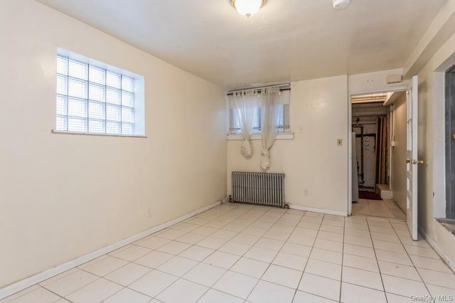 4121 Grace Avenue, Bronx, NY 10466