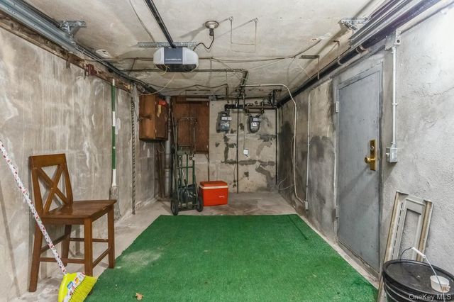 4121 Grace Avenue, Bronx, NY 10466