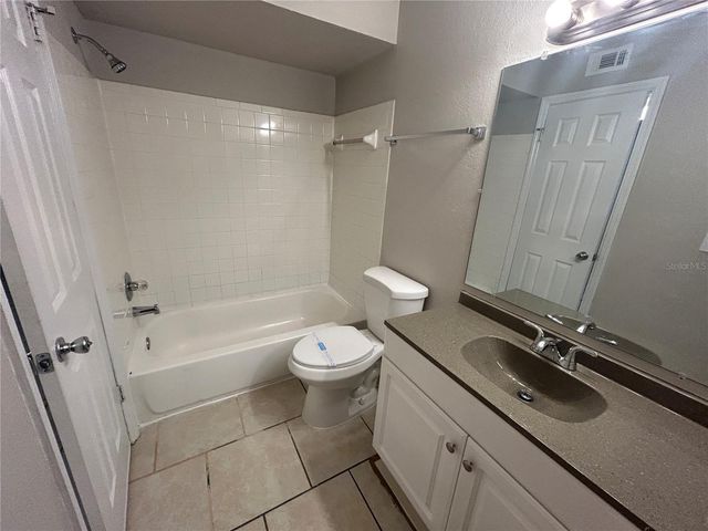 4512 COMMANDER DRIVE 1735, Orlando, FL 32822