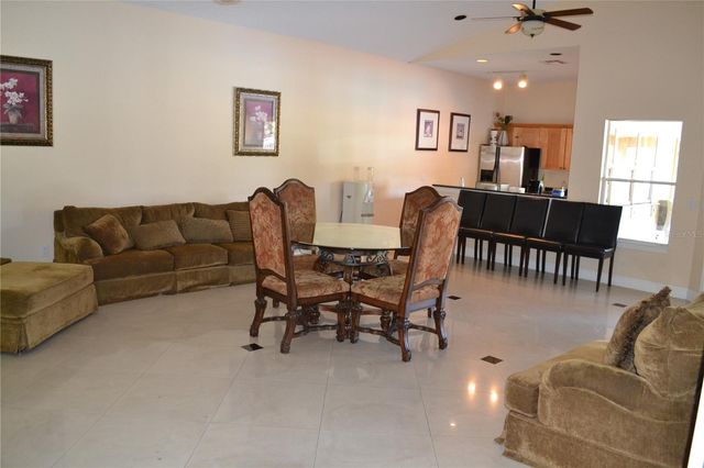 4512 COMMANDER DRIVE 1735, Orlando, FL 32822