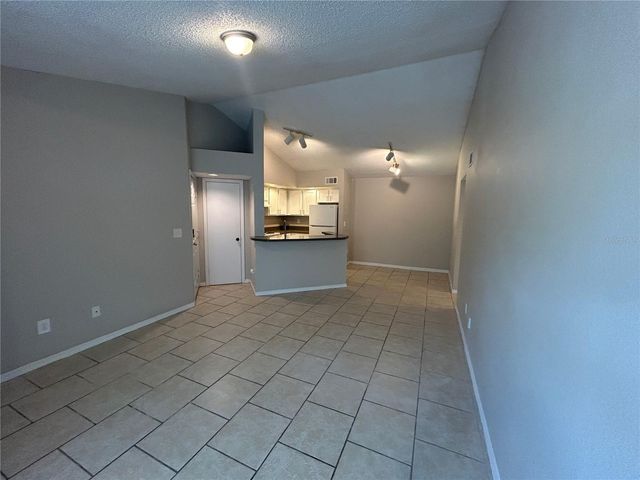4512 COMMANDER DRIVE 1735, Orlando, FL 32822