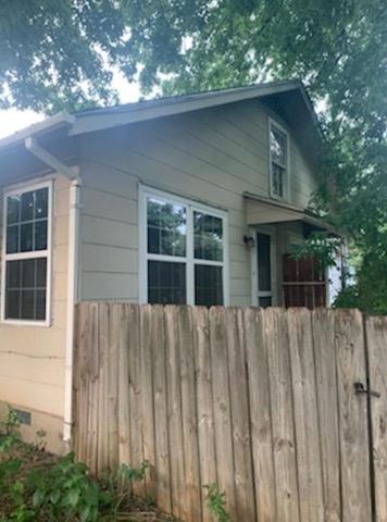 1913 W 38th ST B, Austin, TX 78731