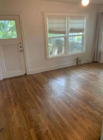 1913 W 38th ST B, Austin, TX 78731