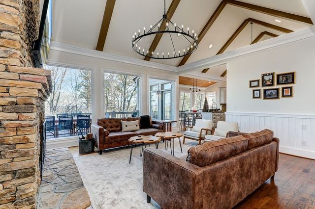 1492 Mcelroy Mountain Drive, Jasper, GA 30143