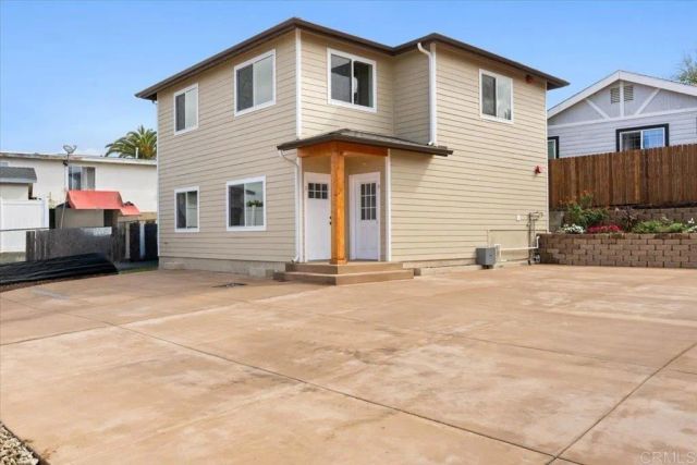 785 Lemon Avenue, Vista, CA 92084