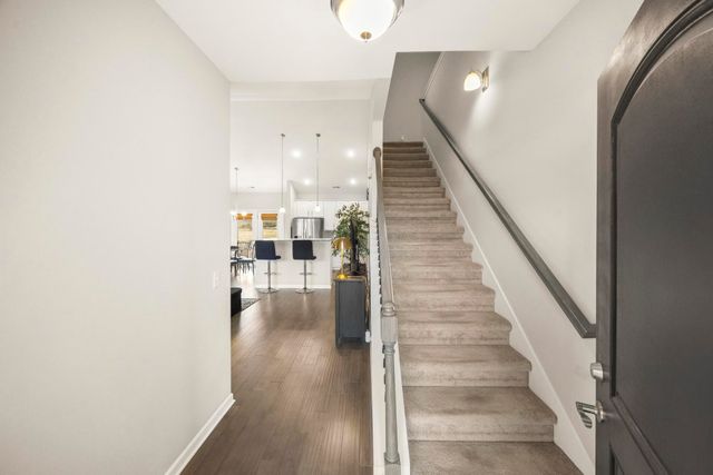 640 Whirlaway Dr, Burns, TN 37029