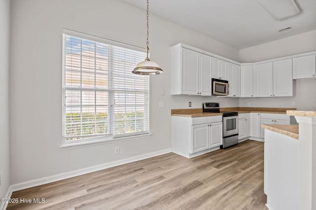 556 Sandpiper Bay Drive SW, Sunset Beach, NC 28468