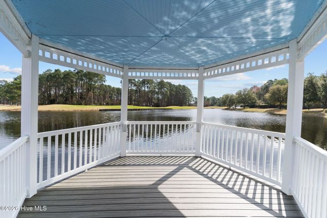 556 Sandpiper Bay Drive SW, Sunset Beach, NC 28468