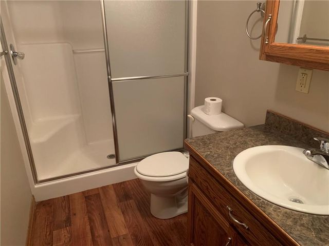 512 Brooklyn Court, Frontenac, KS 66763