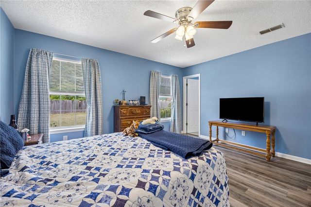 107 Boxwood Court, Kingsland, GA 31548