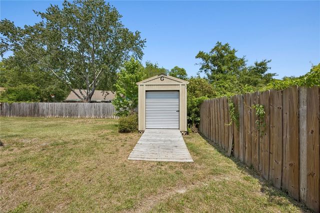 107 Boxwood Court, Kingsland, GA 31548