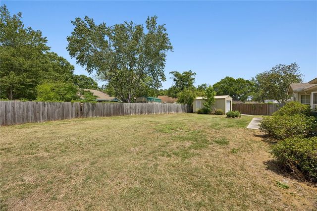 107 Boxwood Court, Kingsland, GA 31548