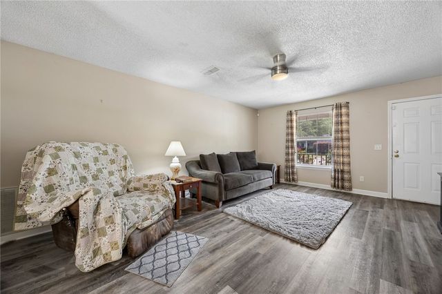 107 Boxwood Court, Kingsland, GA 31548