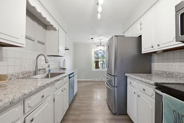 4550 E LANG DR, Columbia, MO 65202