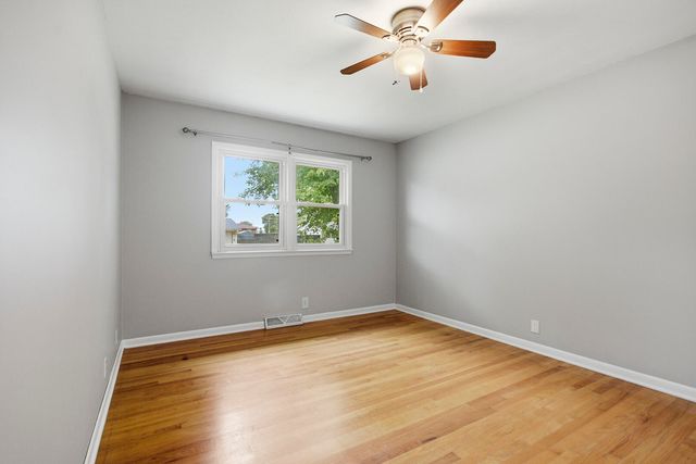4550 E LANG DR, Columbia, MO 65202