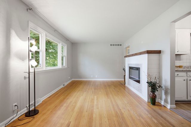 4550 E LANG DR, Columbia, MO 65202