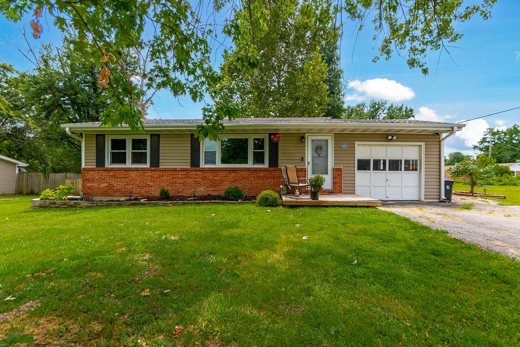 4550 E LANG DR, Columbia, MO 65202