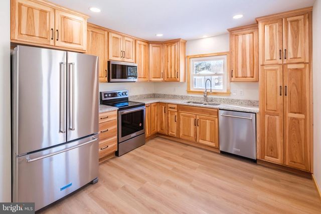 522 PIKE ST, State College, PA 16801