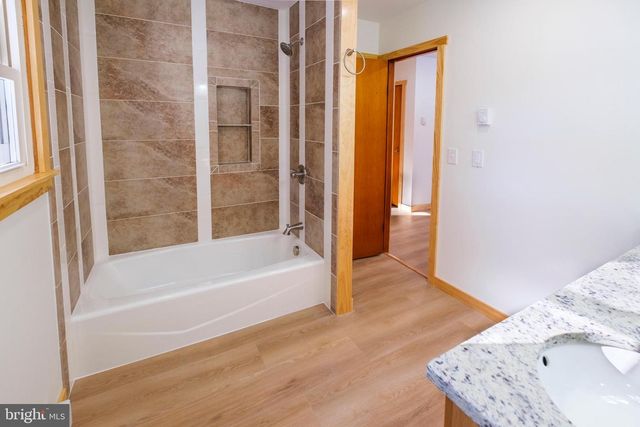 522 PIKE ST, State College, PA 16801