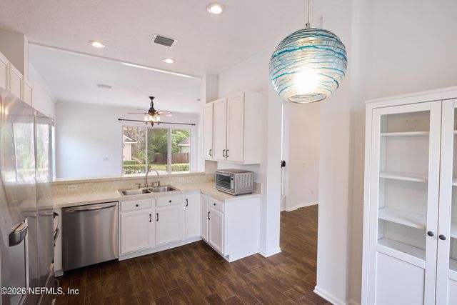 7917 JOSHUA TREE Lane, Jacksonville, FL 32256