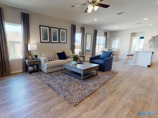 4104 White River, Decatur, AL 35603