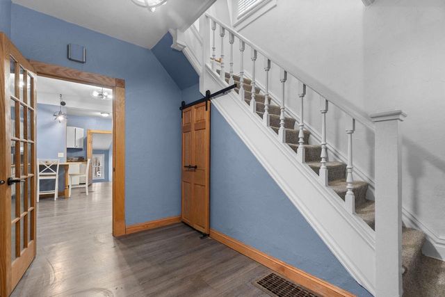 219 W 16TH AVENUE, Oshkosh, WI 54902