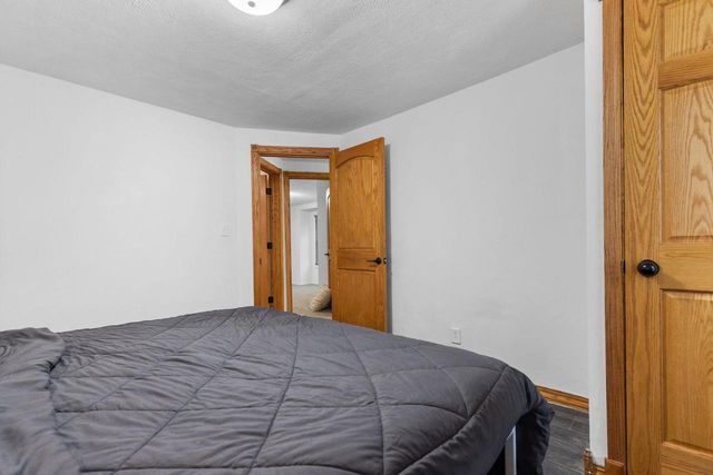 219 W 16TH AVENUE, Oshkosh, WI 54902