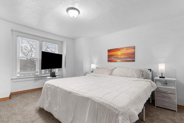 219 W 16TH AVENUE, Oshkosh, WI 54902