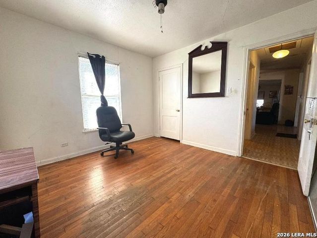 722 John Adams, San Antonio, TX 78228