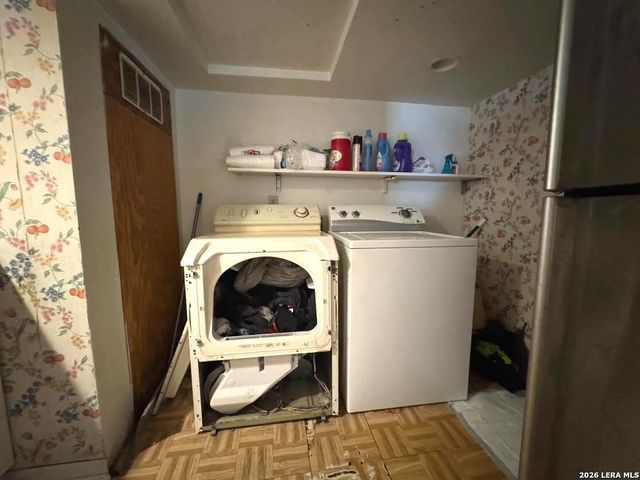 722 John Adams, San Antonio, TX 78228